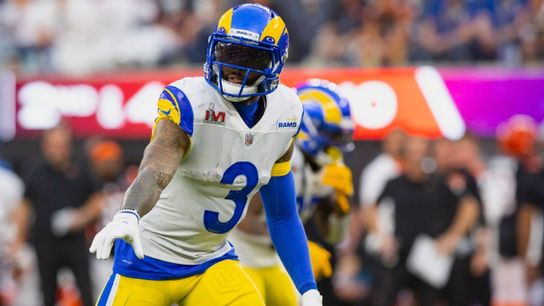 Steelers' Bitter Rivals Bring Controversial Superstar Into AFC North (Free Agency News)
